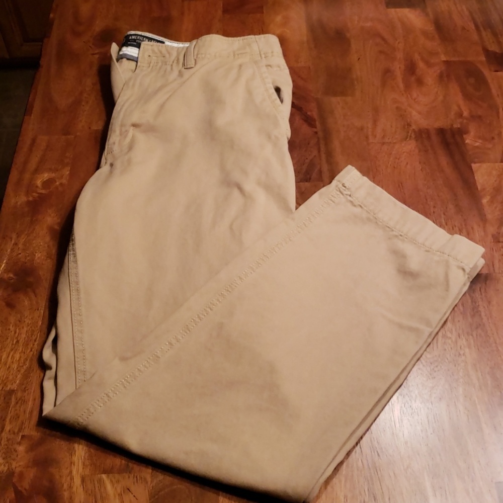 American Eagle Chinos